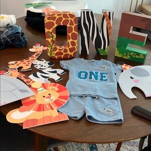 Animal-Themed 1st birthday bundle